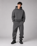 Męski zestaw dresowy – fason oversize, bluza przez głowę, styl casual na jesień
