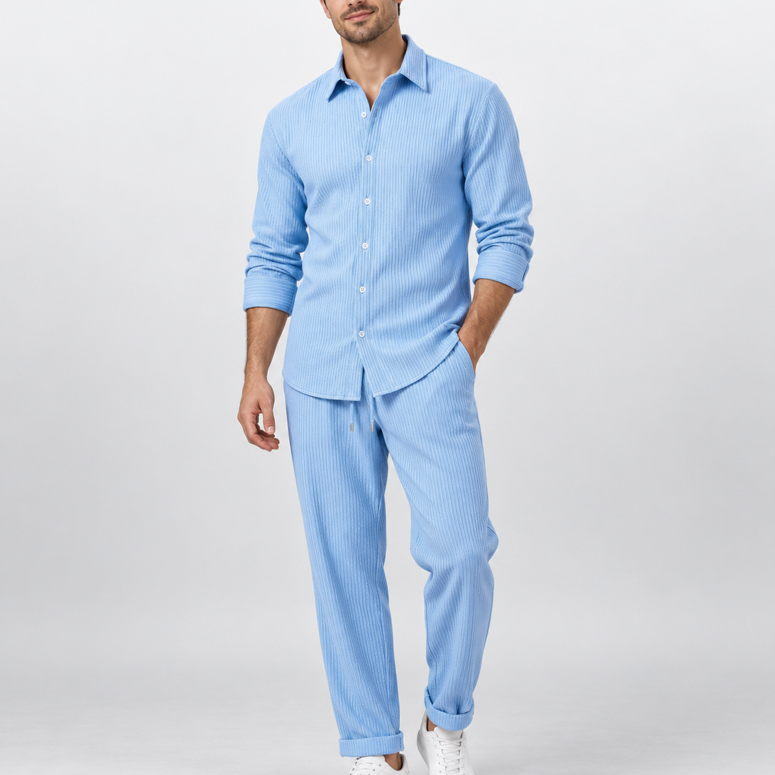 Męski zestaw smart casual – koszula z prążkowaną fakturą, proste spodnie