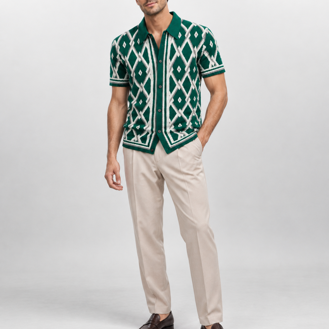 Męski zestaw smart casual – koszula wiskozowa, spodnie tapered, na letnie dni