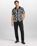 Męski zestaw smart casual – koszula wiskozowa, spodnie tapered, na letnie dni