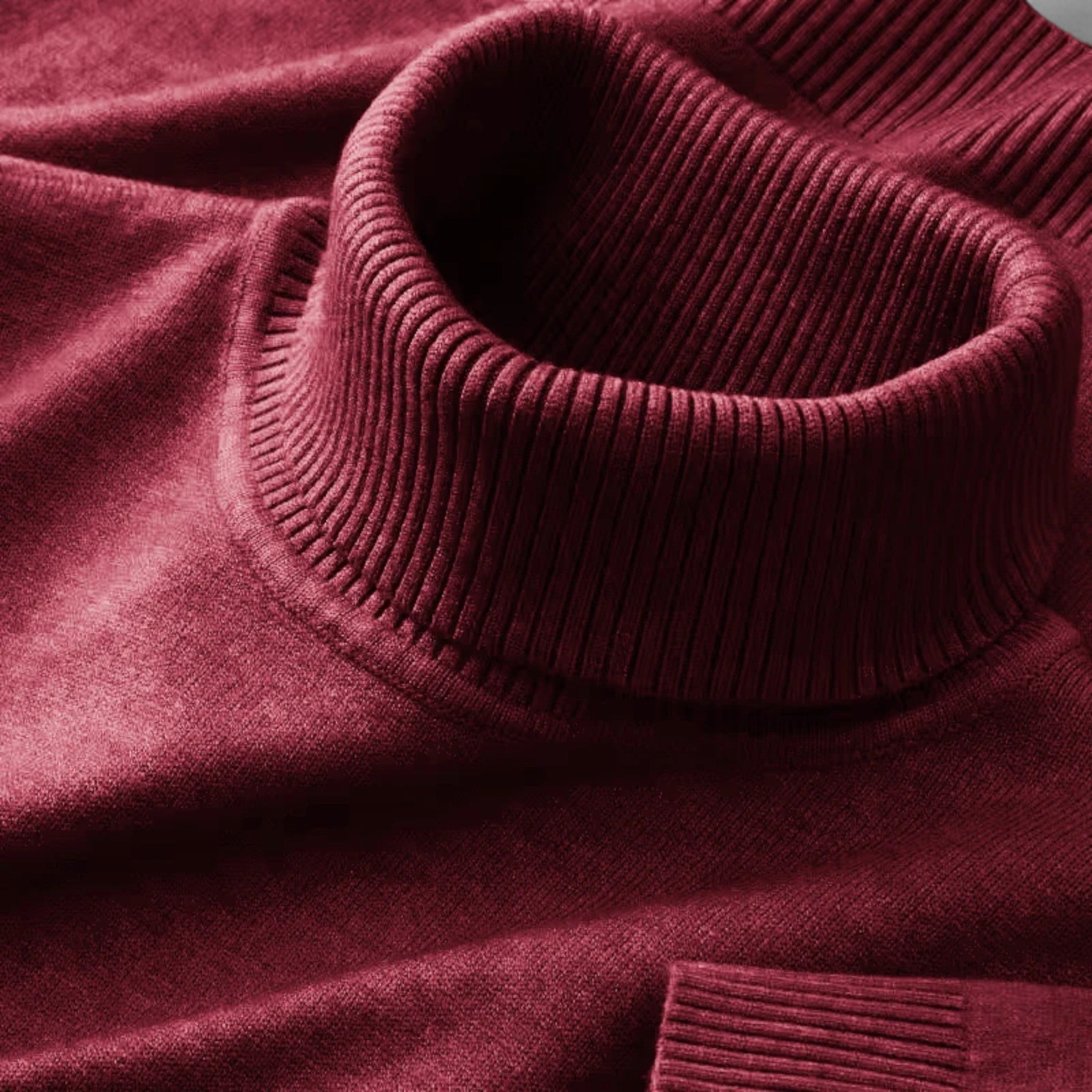 Sweter z golfem – dopasowany krój, minimalistyczny casual, warstwowa stylizacja premium na co dzień